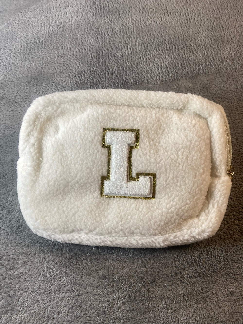 Sherpa Initial “L” Belt Bag Fanny Pack / crossbody NWT - Picture 8 of 13